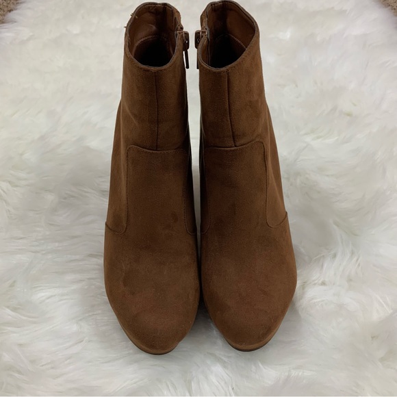 Mossimo Cognac Suede Platform Ankle Boots - Picture 4 of 12